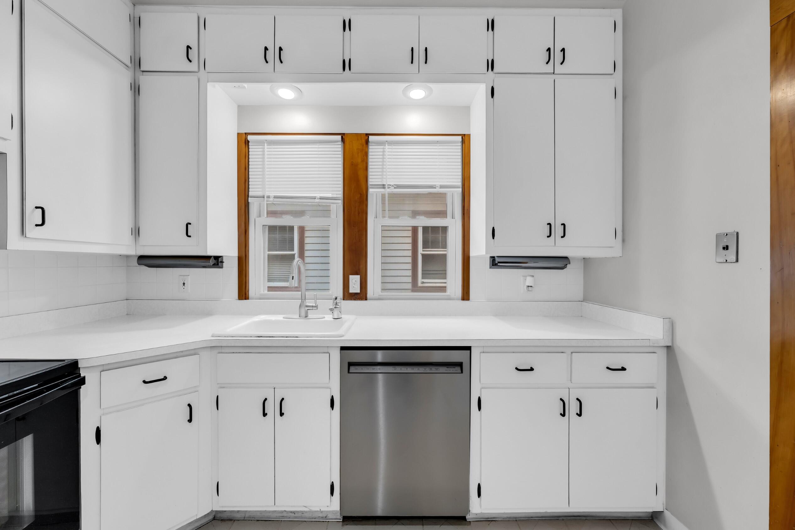 2607 Lasalle Street Racine, WI 53402 - Photo 14 of 54 Photo (14)