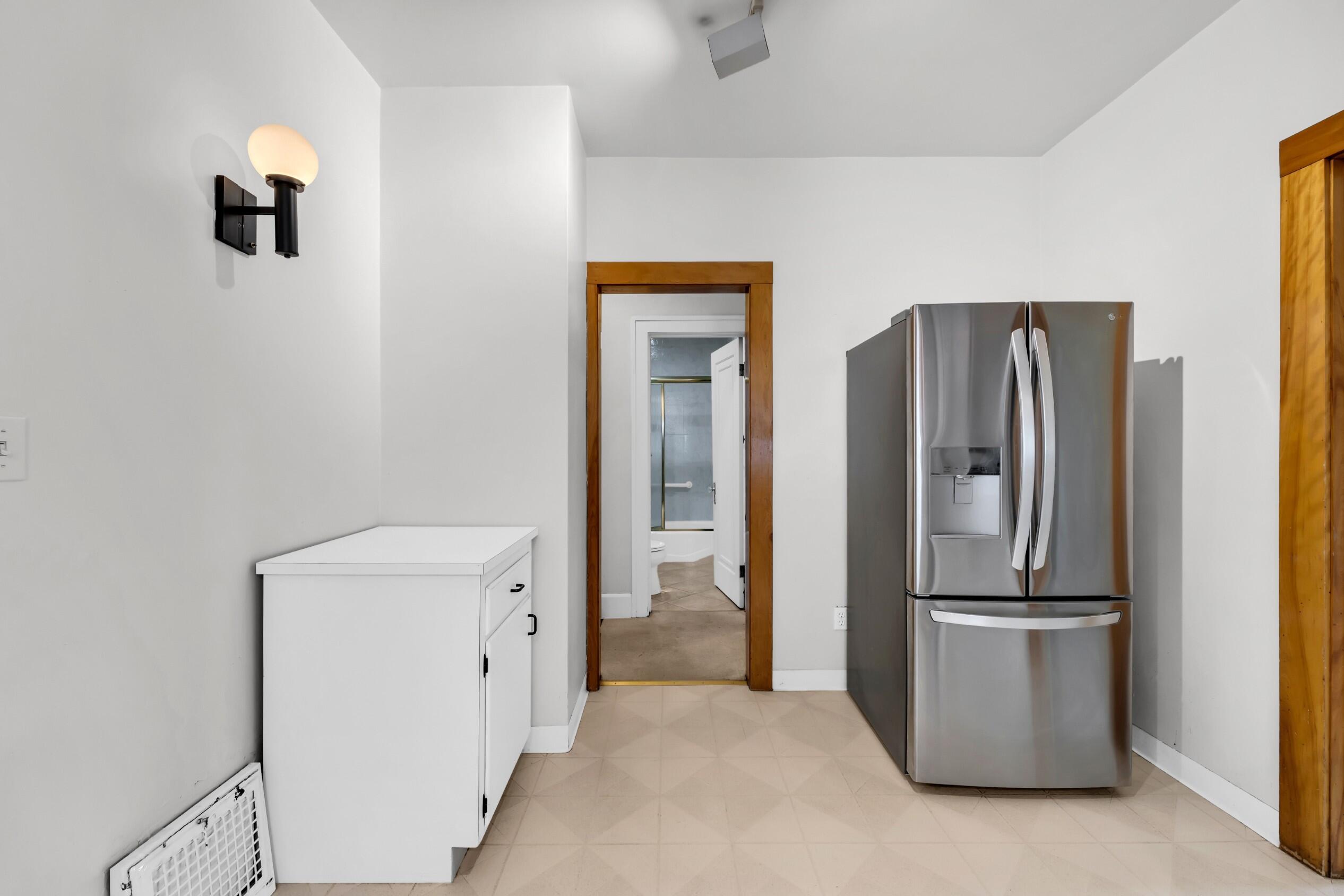 2607 Lasalle Street Racine, WI 53402 - Photo 19 of 54 Photo (19)