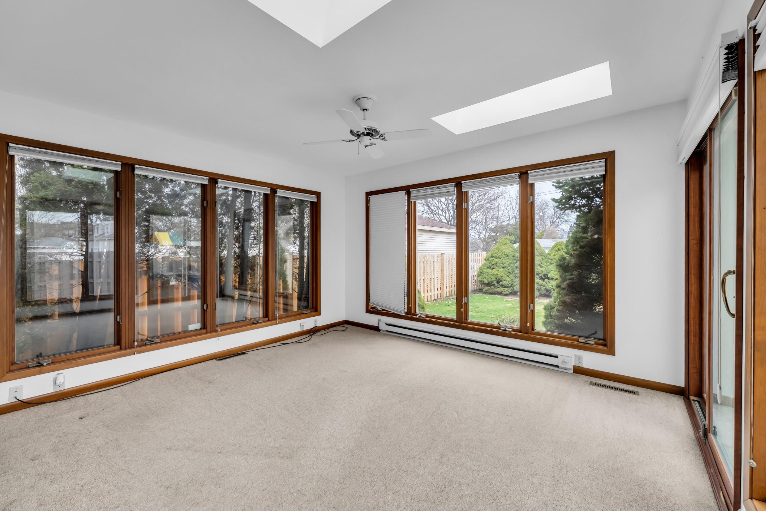 2607 Lasalle Street Racine, WI 53402 - Photo 25 of 54 Photo (25)