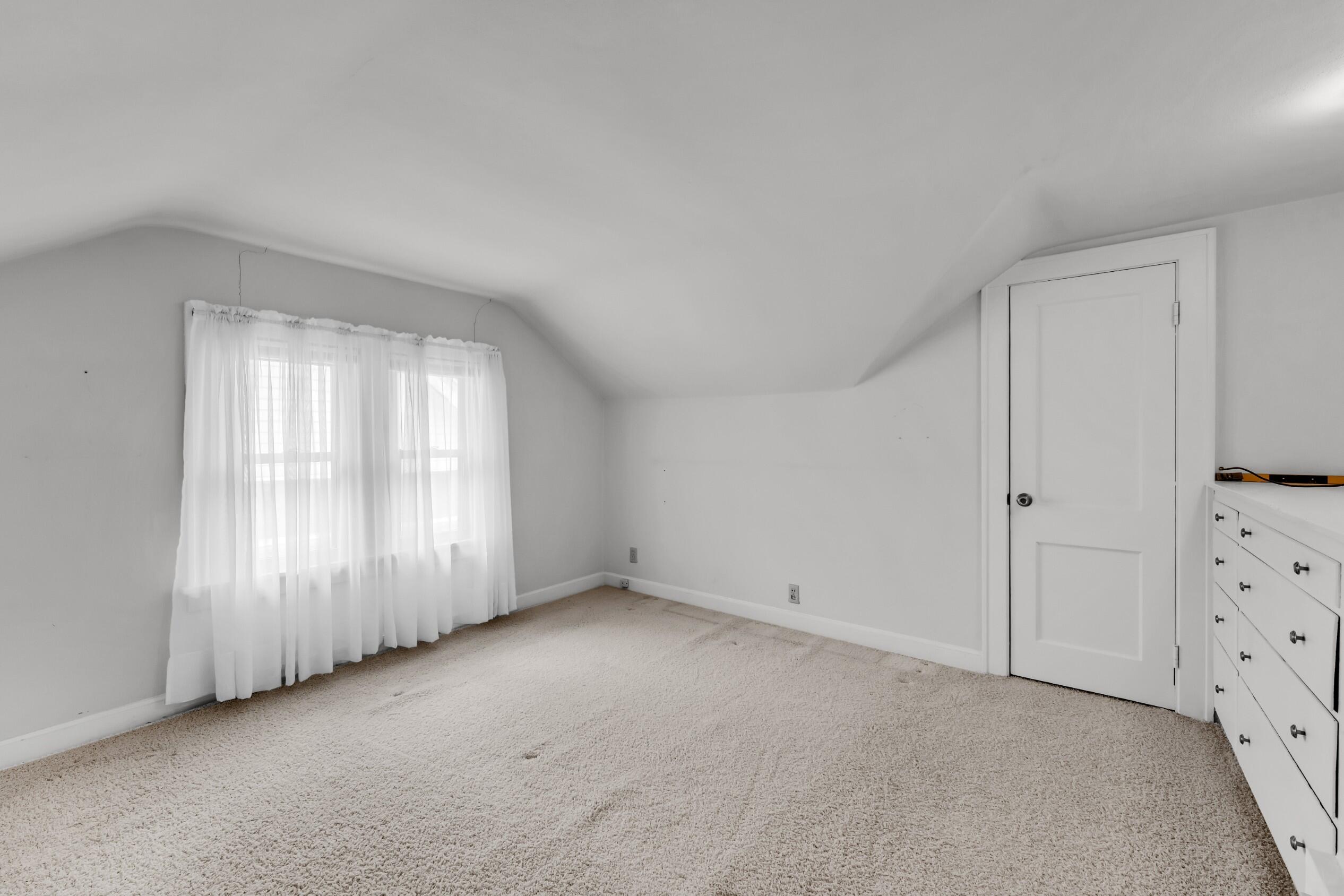 2607 Lasalle Street Racine, WI 53402 - Photo 32 of 54 Photo (32)