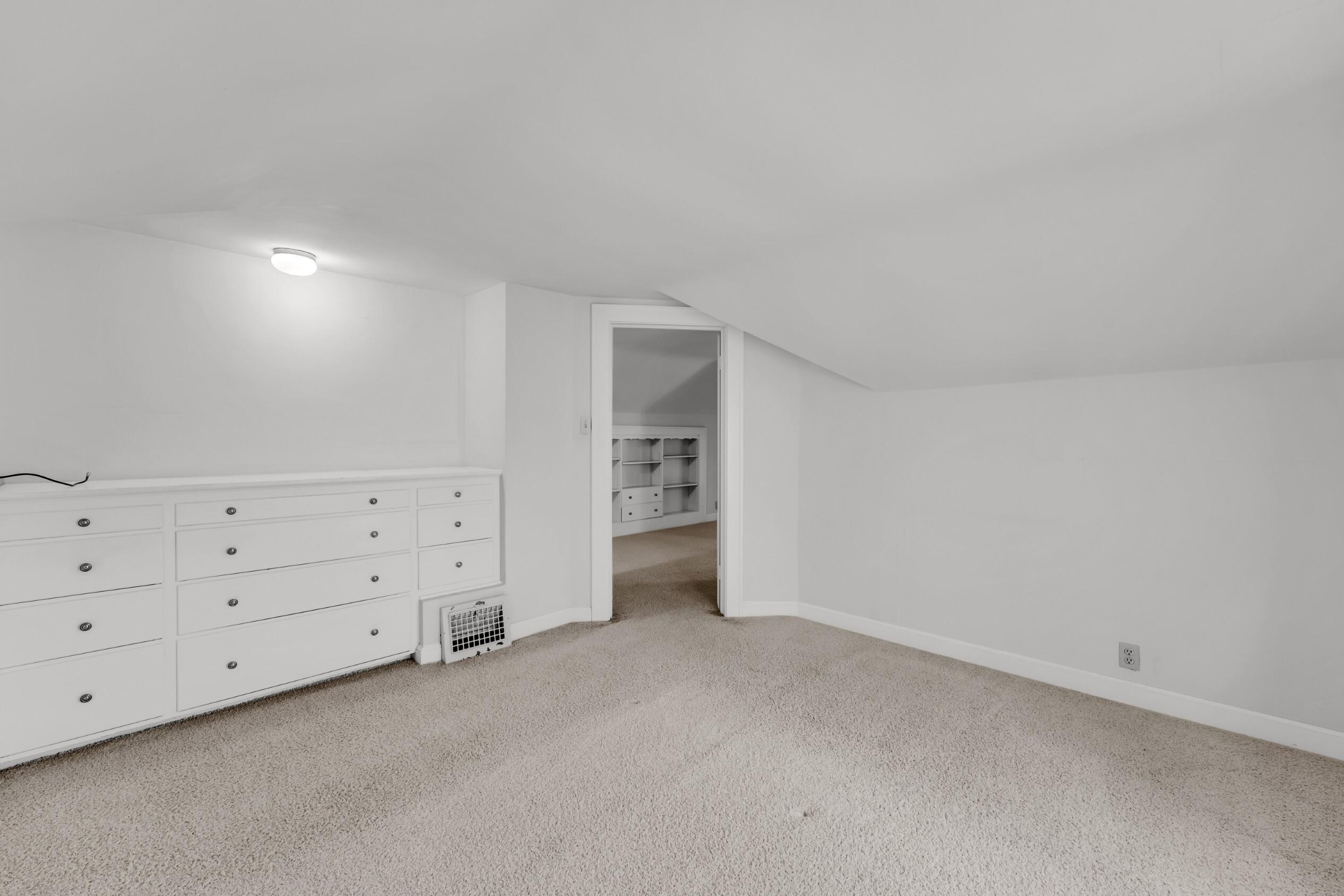 2607 Lasalle Street Racine, WI 53402 - Photo 33 of 54 Photo (33)