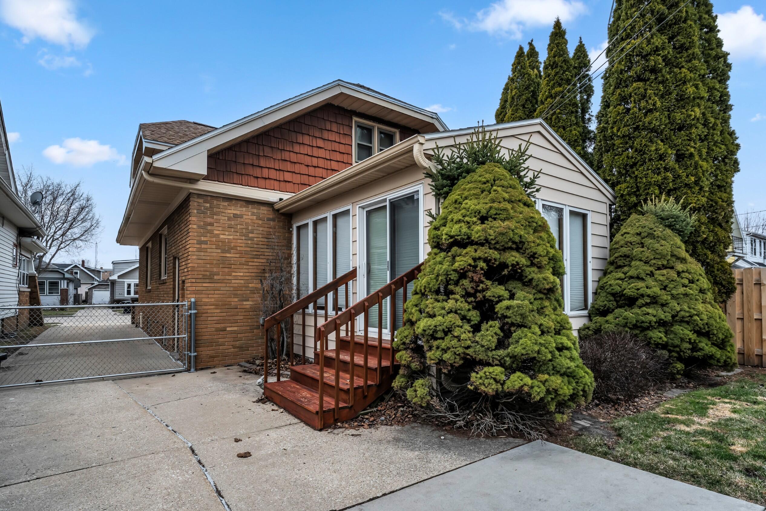 2607 Lasalle Street Racine, WI 53402 - Photo 38 of 54 Photo (38)