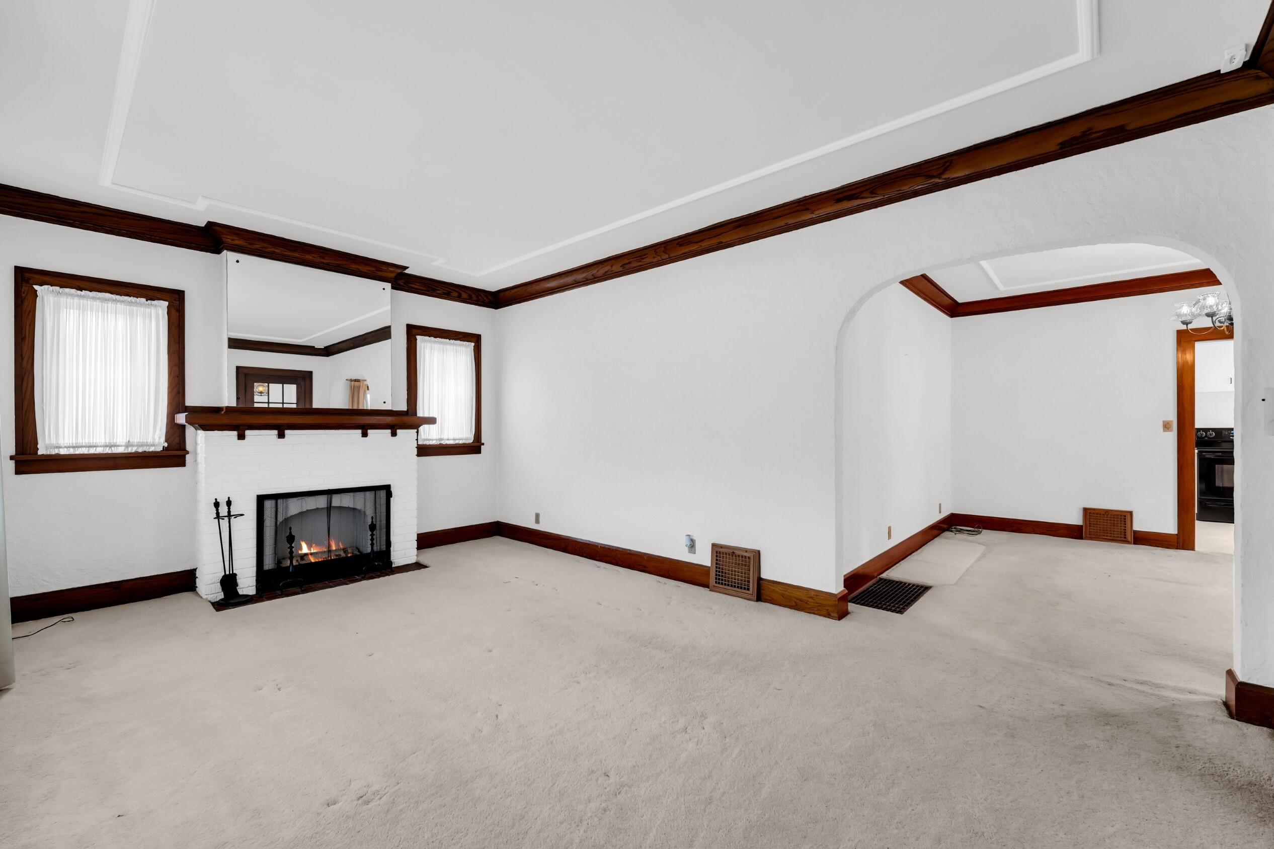 2607 Lasalle Street Racine, WI 53402 - Photo 6 of 54 Photo (6)