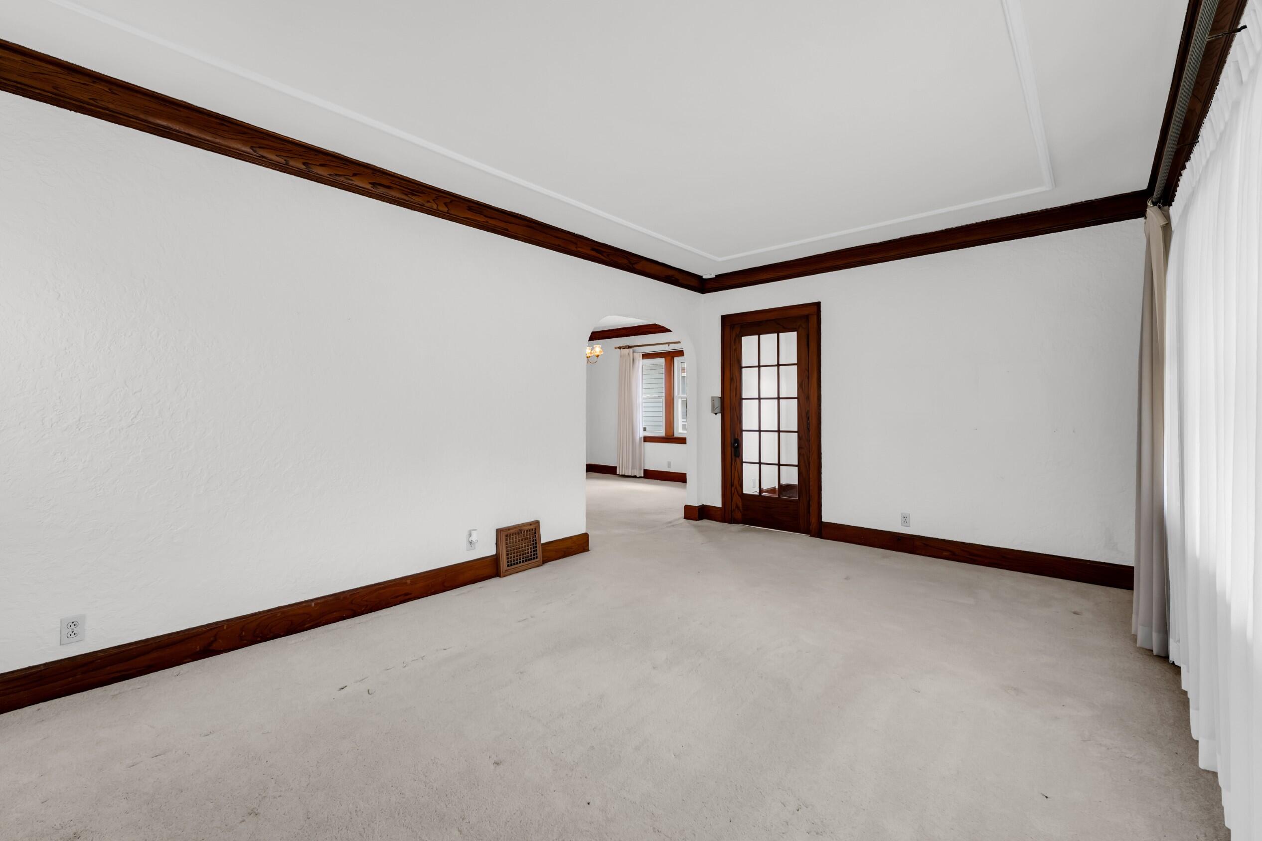 2607 Lasalle Street Racine, WI 53402 - Photo 7 of 54 Photo (7)