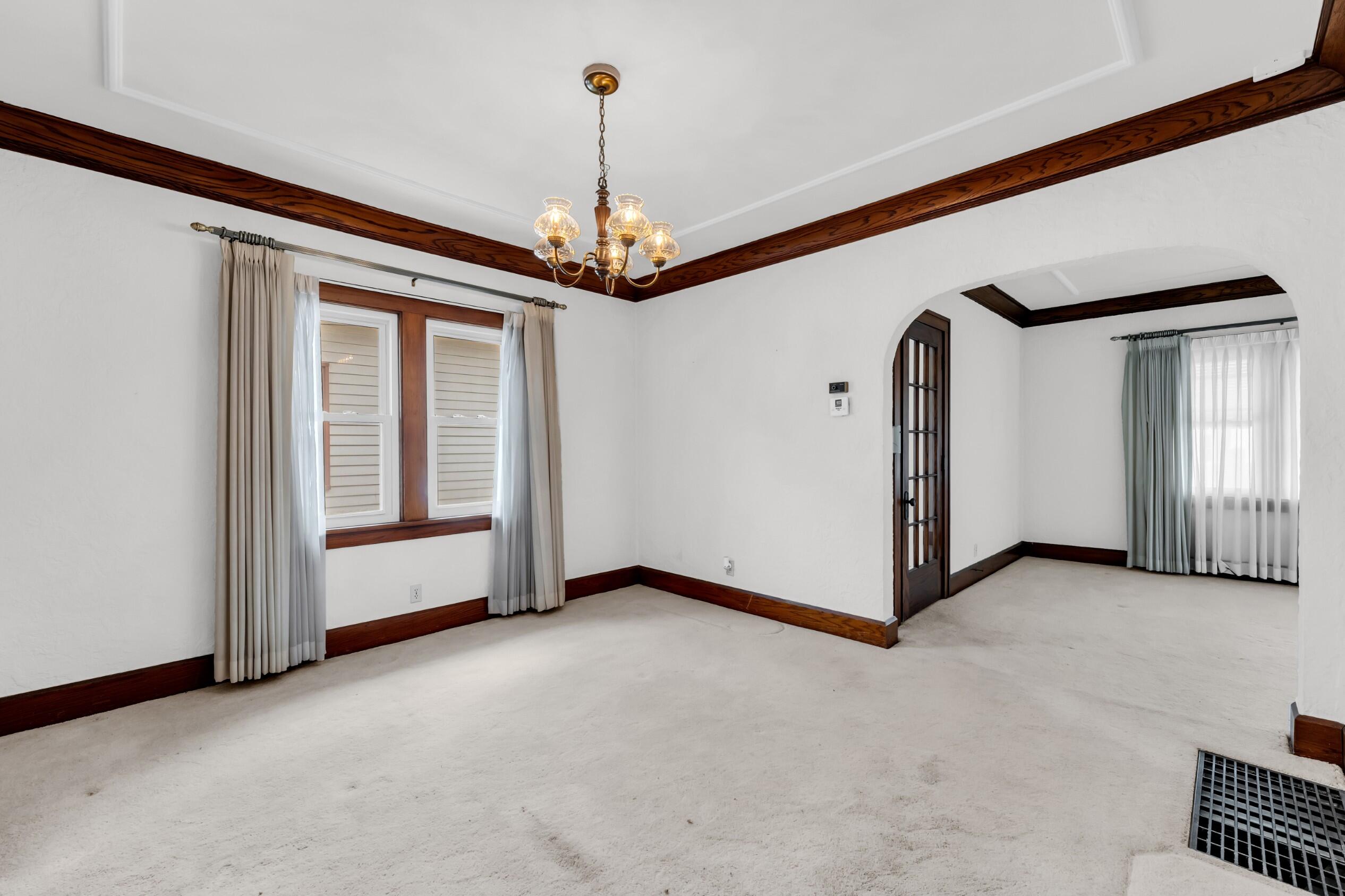 2607 Lasalle Street Racine, WI 53402 - Photo 10 of 54 Photo (10)