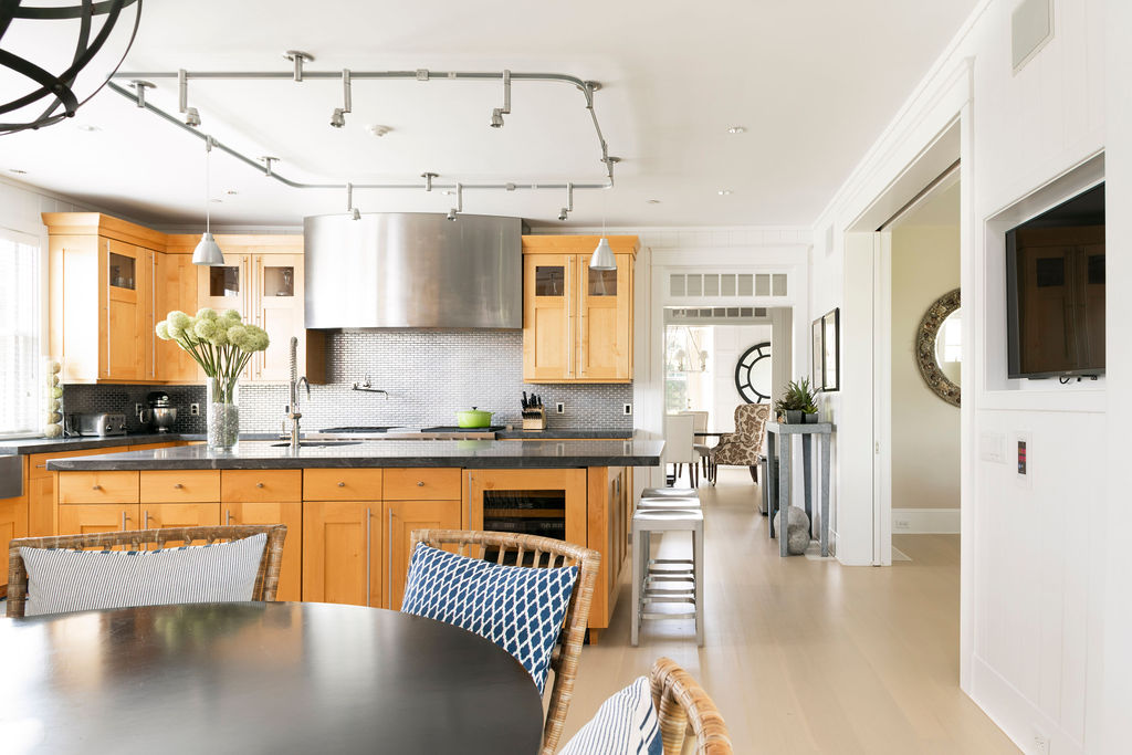 33 Low Beach Road Nantucket, MA 02554 - Photo 12 of 38 Gallery Image 12
