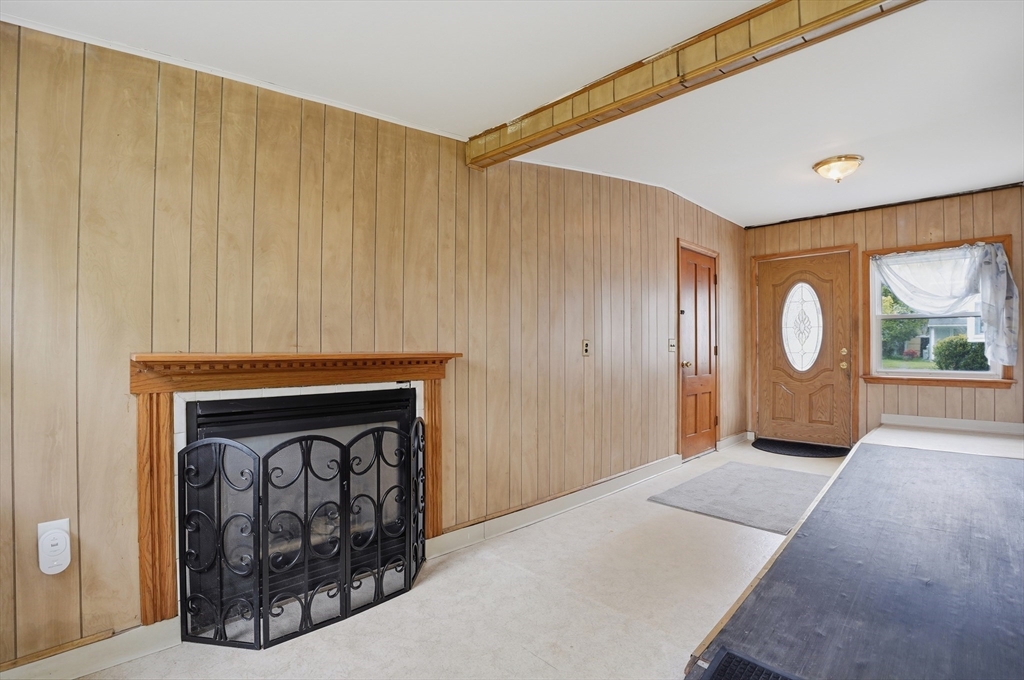 35 Burnham Road Lowell, MA 01852 - Photo 23 of 32