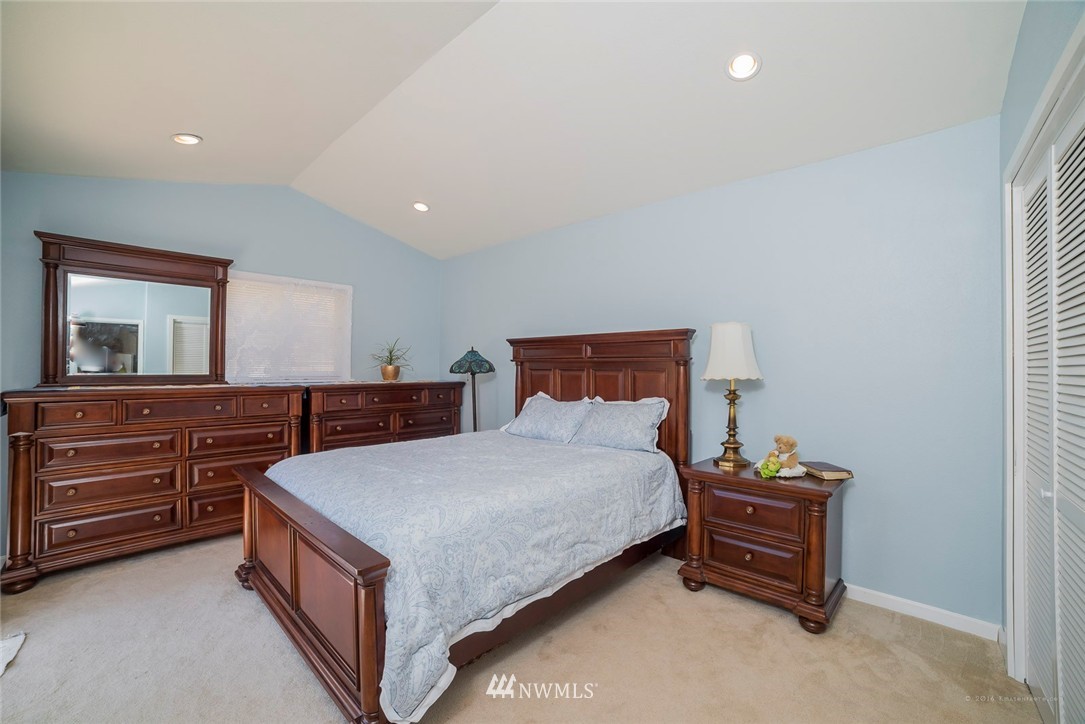 5820 Lowell Road Everett, WA 98203 - Photo 11 of 24