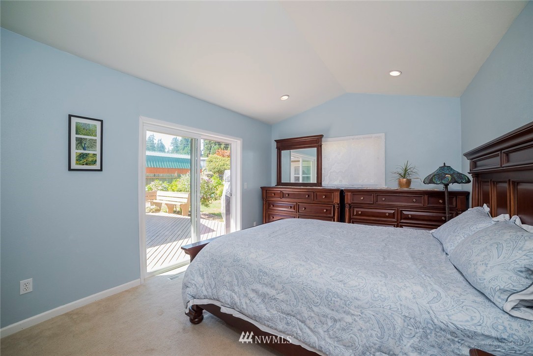 5820 Lowell Road Everett, WA 98203 - Photo 12 of 24