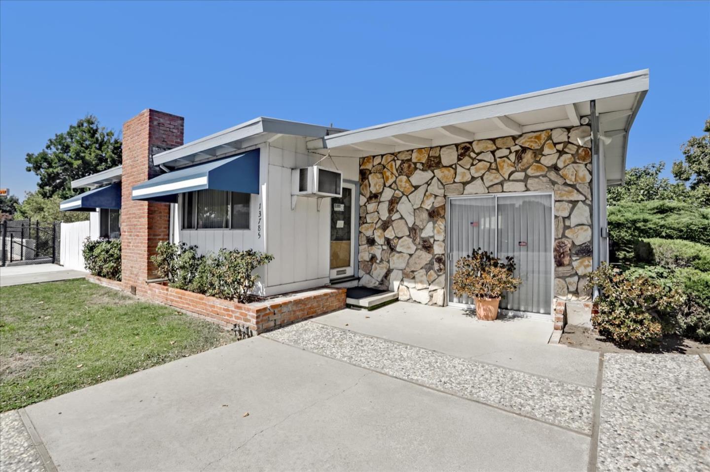 13785 Story Road San Jose, CA 95127 - Photo 7 of 24 Gallery Image 7