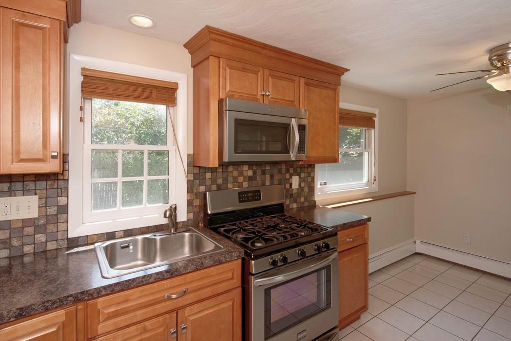 12 Fairfield Road Framingham, MA 01701 - Photo 13 of 42 Gallery Image 13