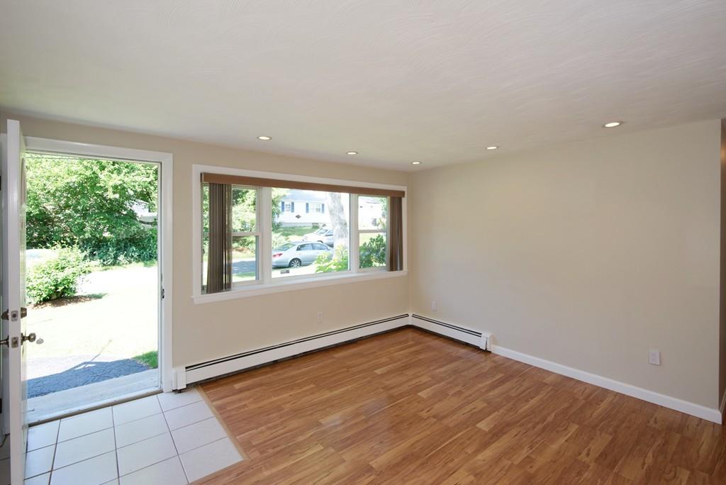 12 Fairfield Road Framingham, MA 01701 - Photo 7 of 42 Gallery Image 7