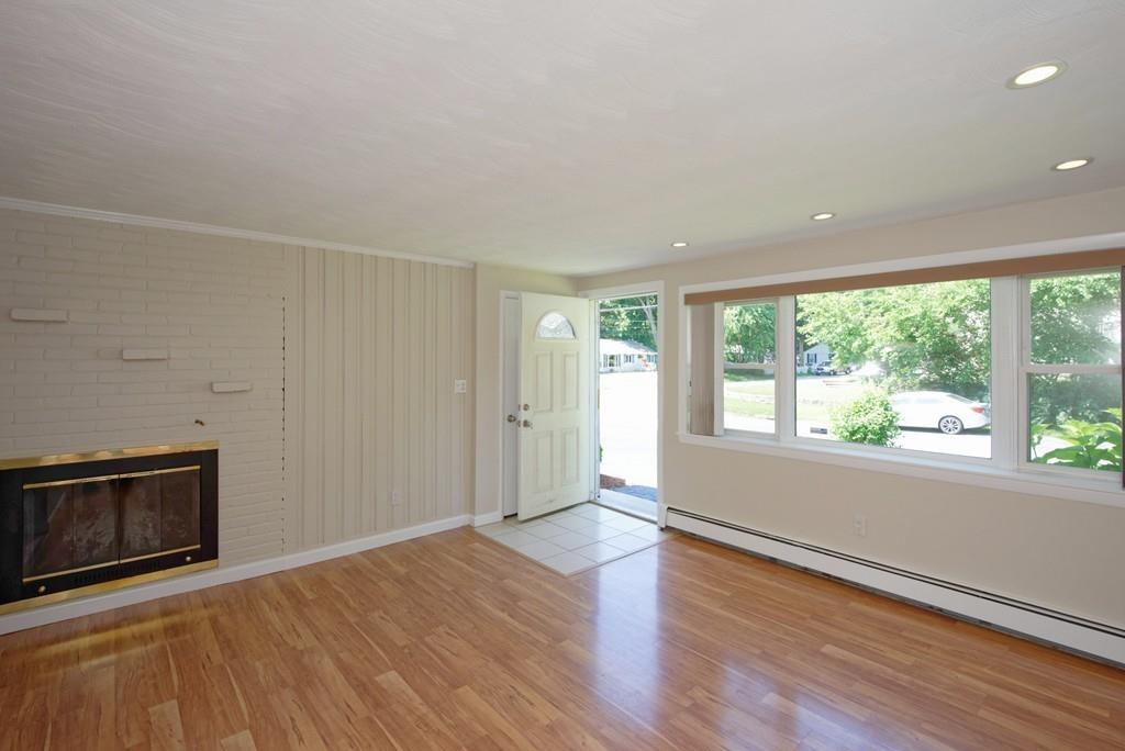 12 Fairfield Road Framingham, MA 01701 - Photo 9 of 42 Gallery Image 9