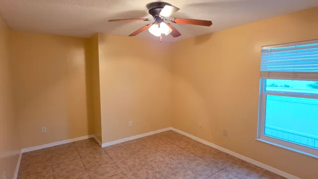 $2,725 | 1752 Southwest Starman Avenue, Port St. Lucie, FL 34953