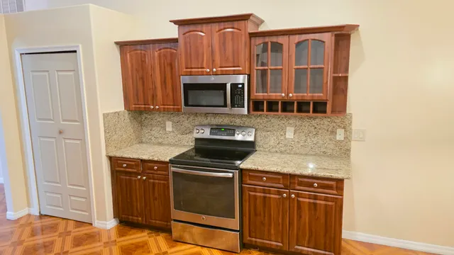 $2,725 | 1752 Southwest Starman Avenue, Port St. Lucie, FL 34953