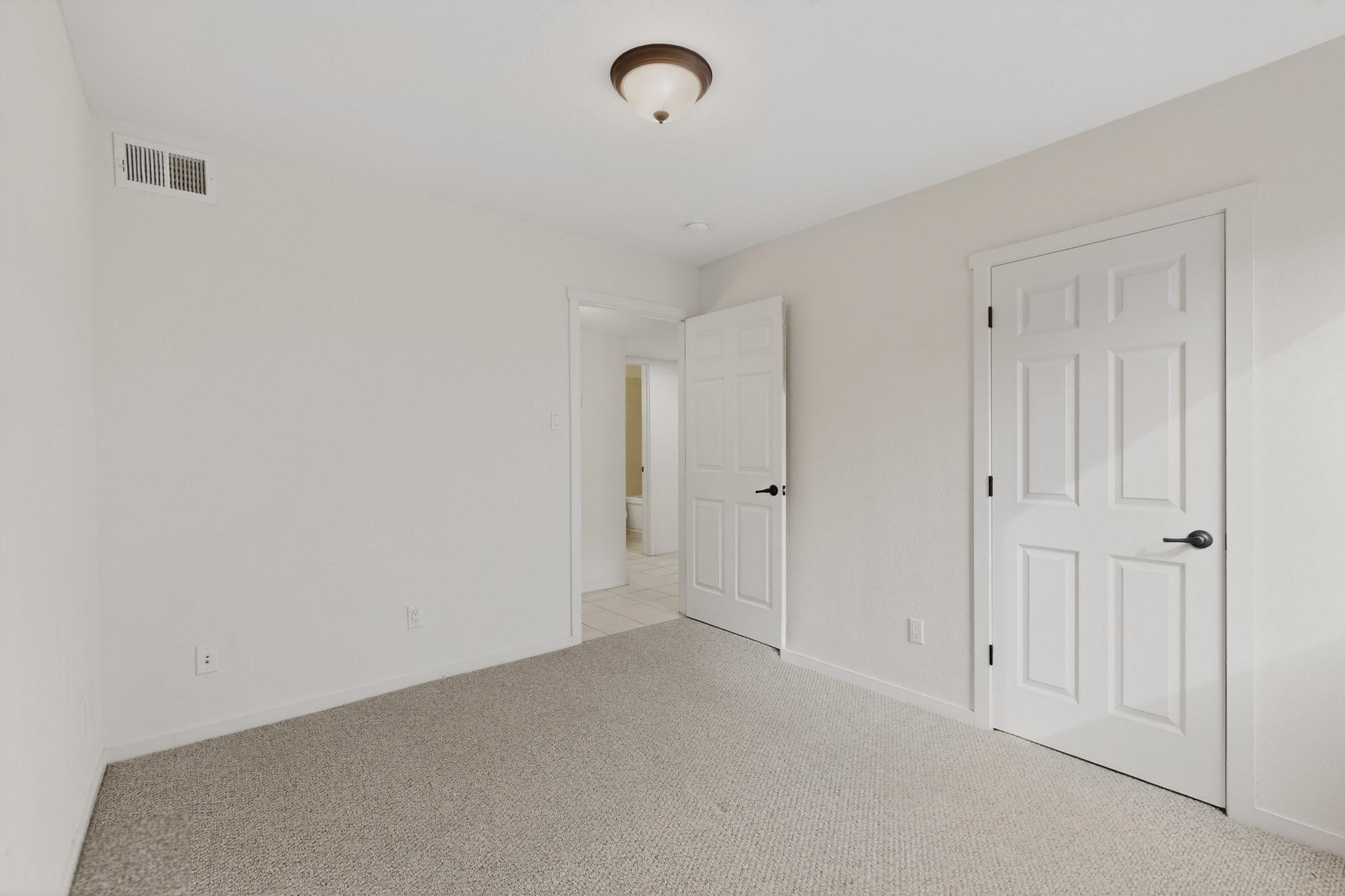 601 West San Mateo Road, Unit 76 Santa Fe, NM 87505 - Photo 19 of 24 bedroom 1