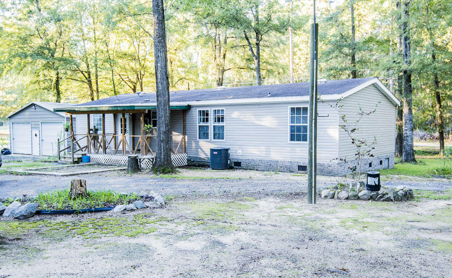 1601 Princess Pond Road Summerton, SC 29148 - Photo 2 of 40 Outside 14