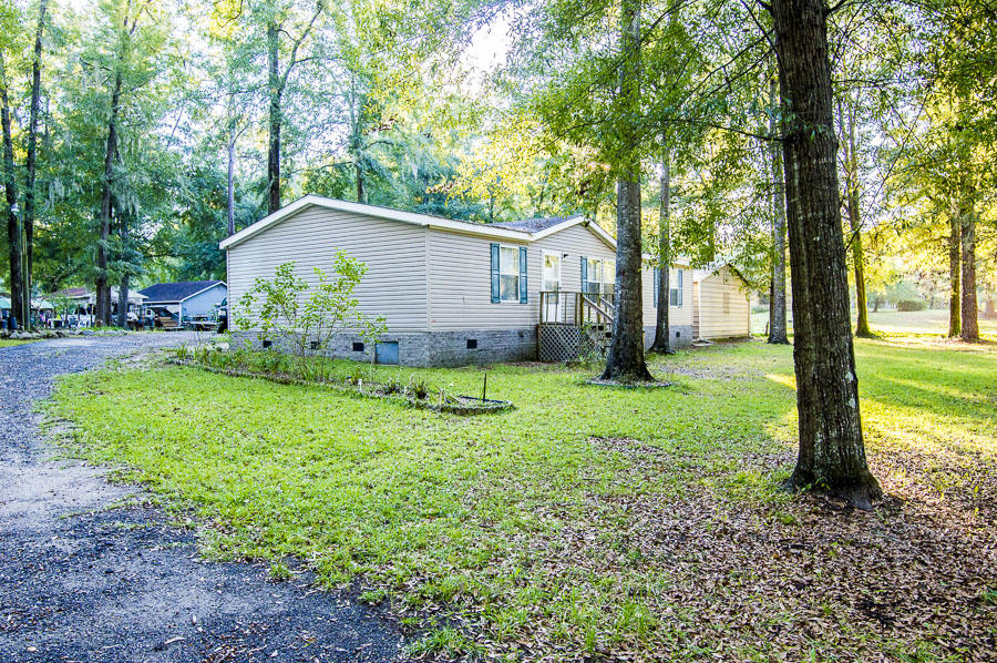 1601 Princess Pond Road Summerton, SC 29148 - Photo 37 of 40 Outside 5 (1)