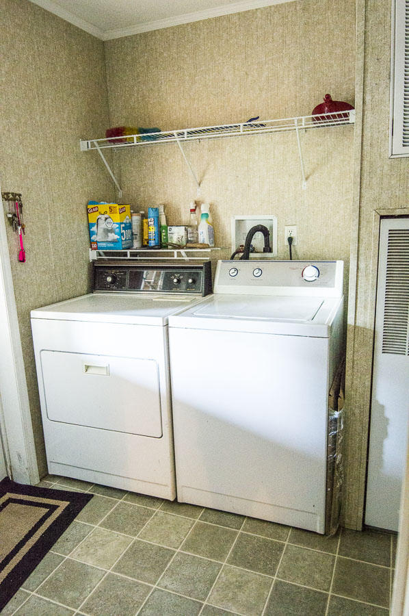 1601 Princess Pond Road Summerton, SC 29148 - Photo 10 of 40 Inside 32