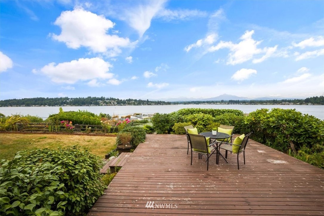 10409 East Davies Loop Road Lake Stevens, WA 98258 - Photo 1 of 40 Gallery Image 1