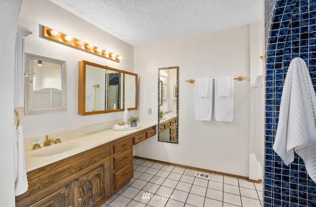 10409 East Davies Loop Road Lake Stevens, WA 98258 - Photo 23 of 40 Gallery Image 23