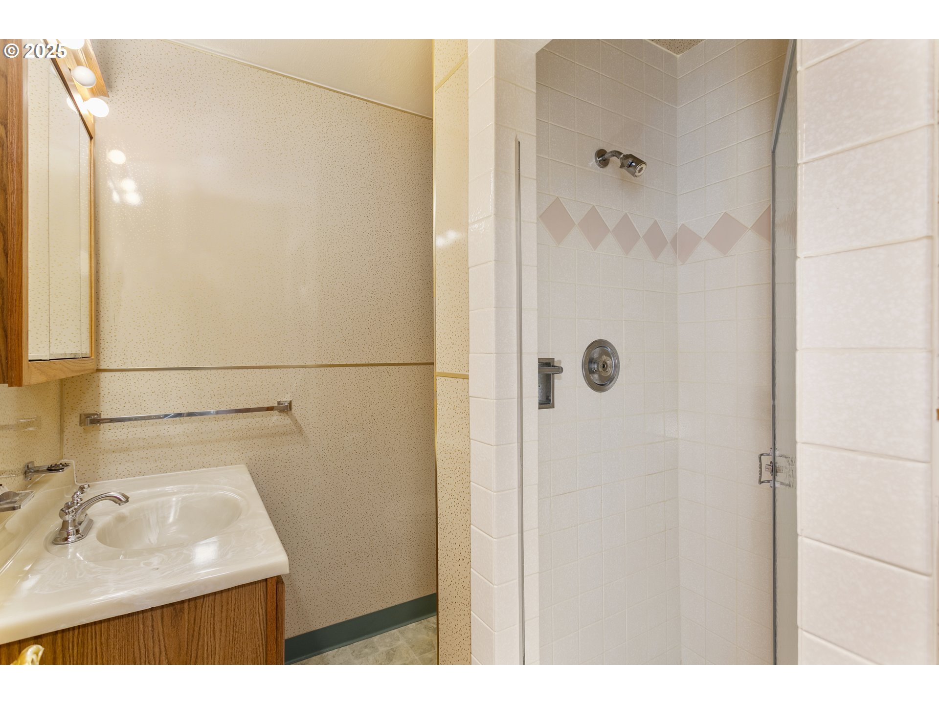 2715 Harding Street Longview, WA 98632 - Photo 18 of 47 Gallery Image 18