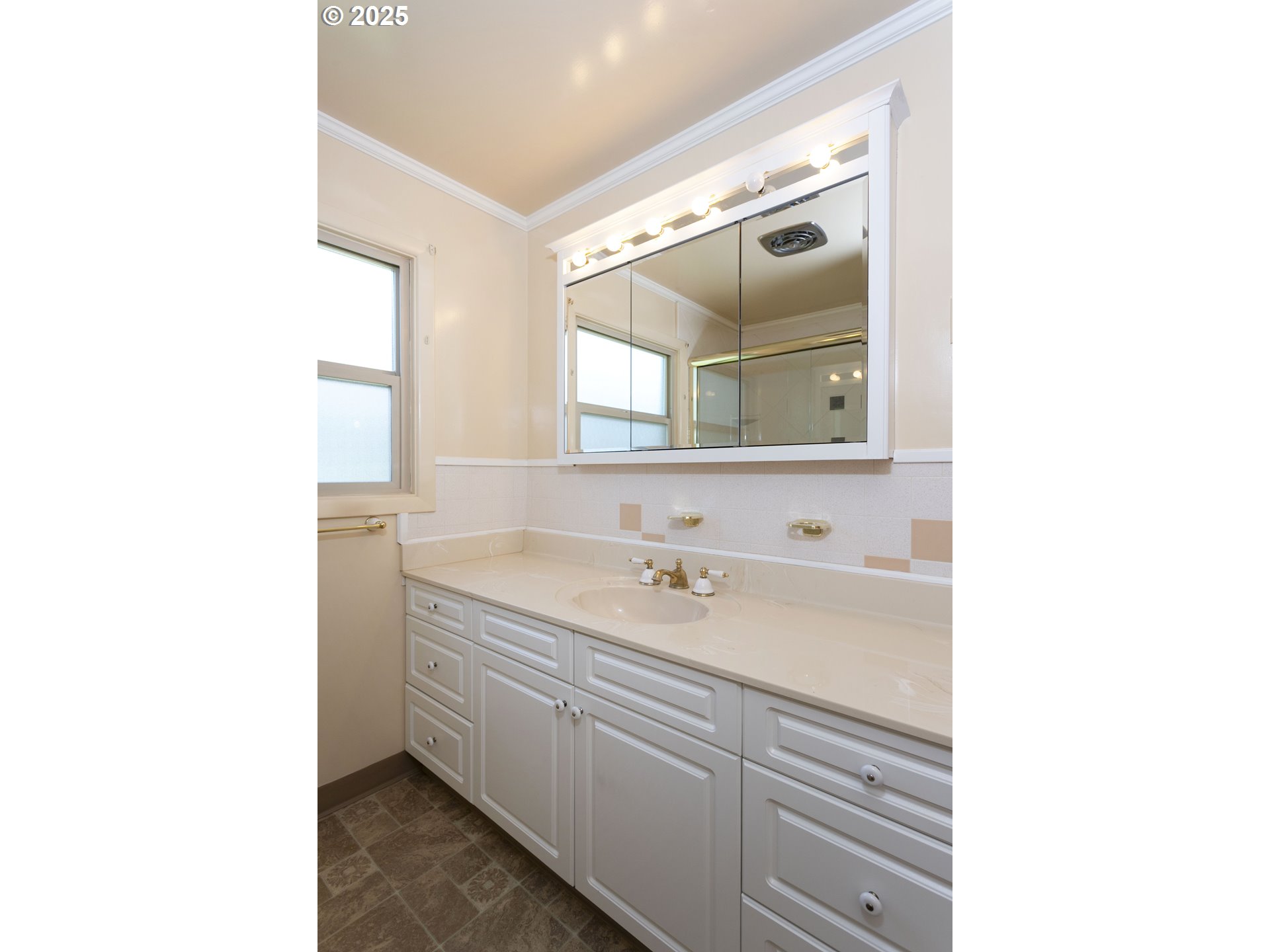 2715 Harding Street Longview, WA 98632 - Photo 22 of 47 Gallery Image 22