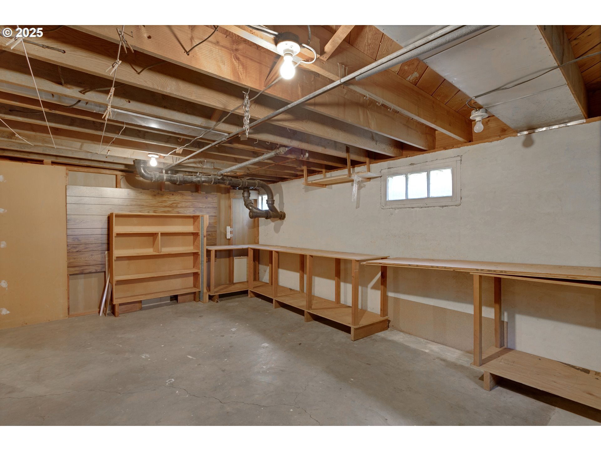 2715 Harding Street Longview, WA 98632 - Photo 28 of 47 Workshop