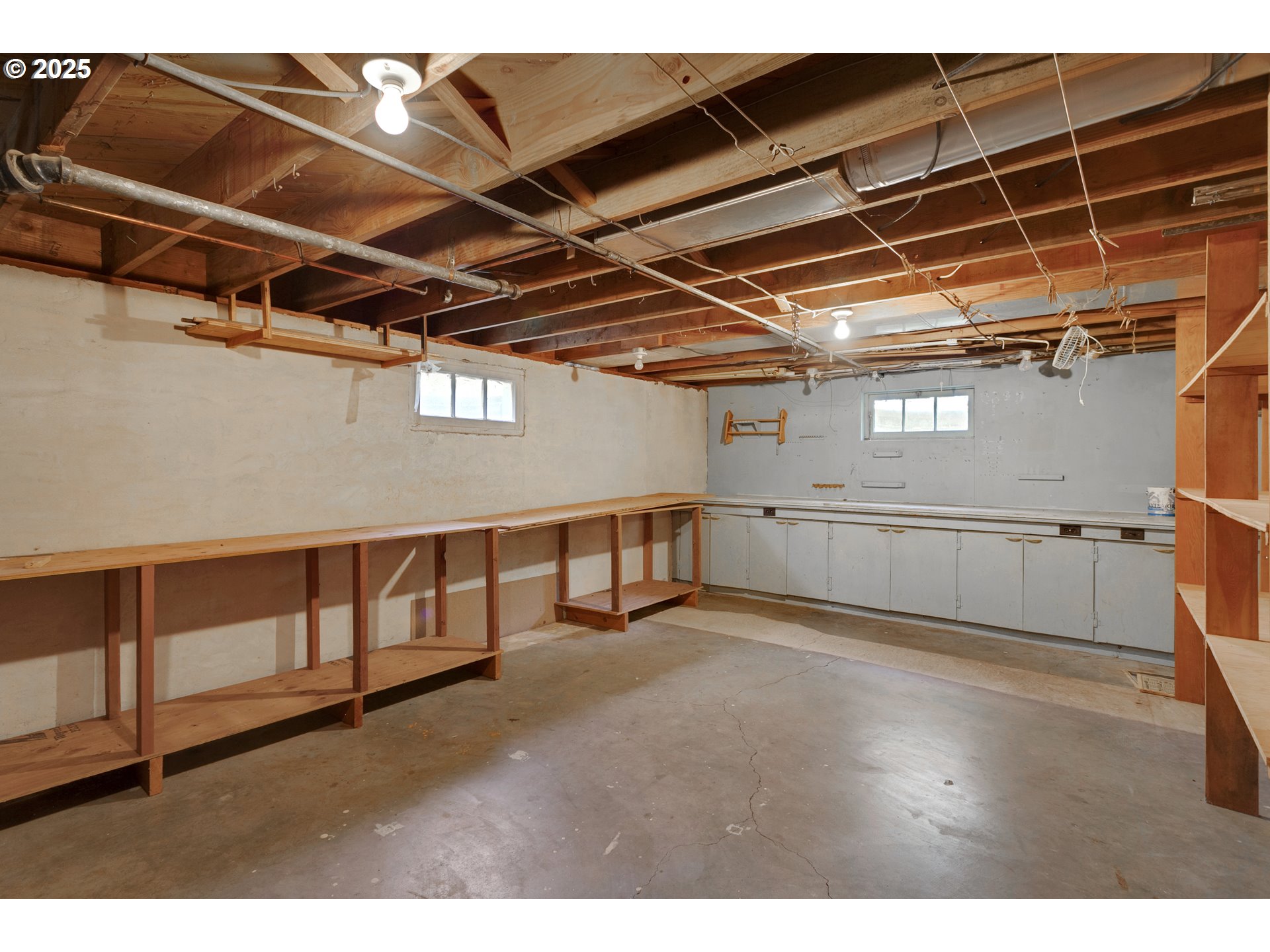 2715 Harding Street Longview, WA 98632 - Photo 34 of 47 Garage