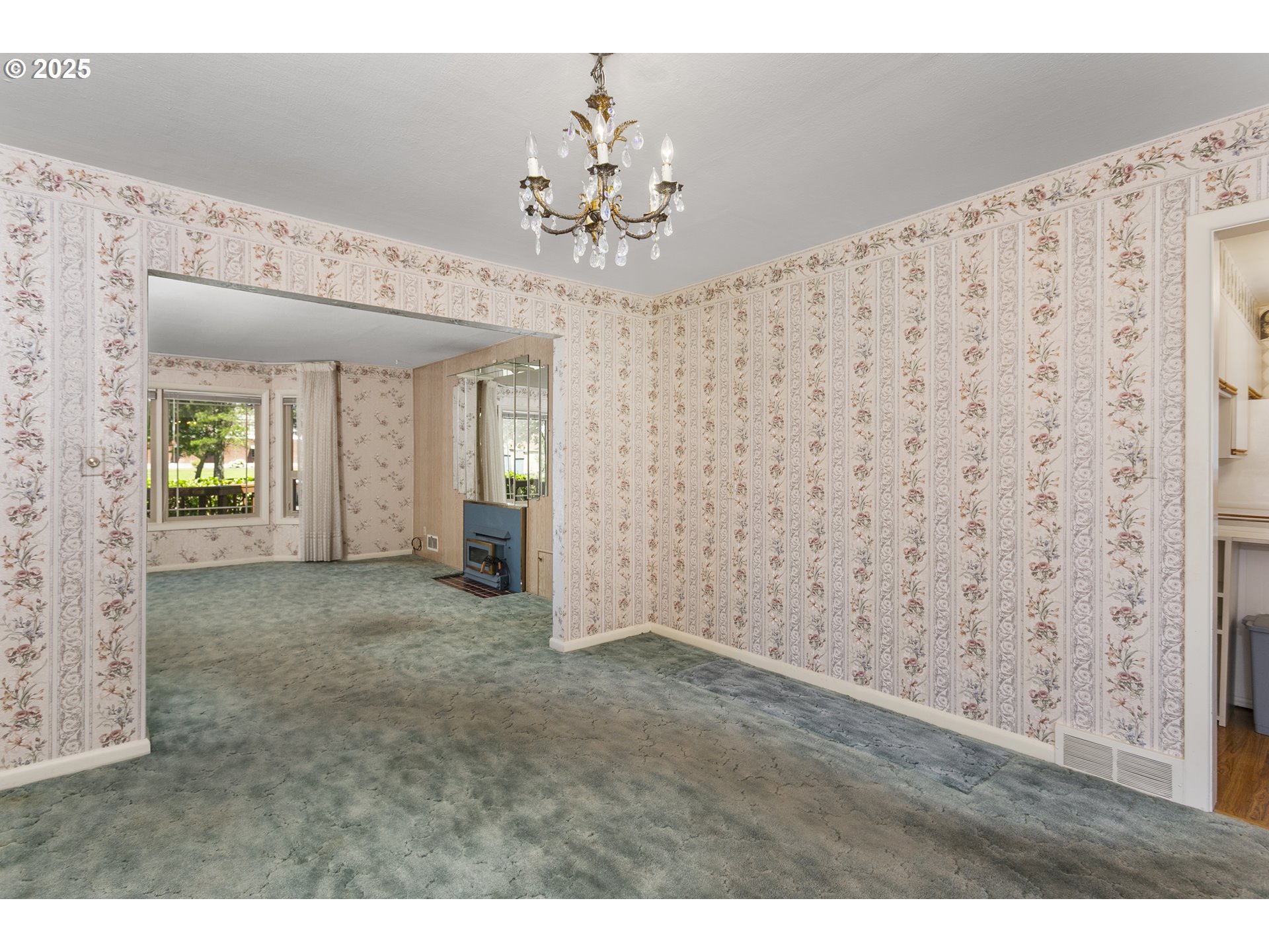 2715 Harding Street Longview, WA 98632 - Photo 7 of 47 Dining Room