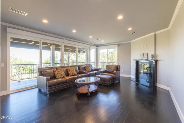 $12,500 | 481 Starlight Crest Drive, La Canada Flintridge, CA 91011