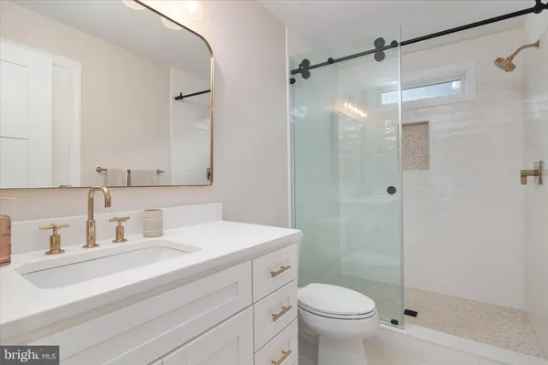 $1,590,000 | 394 North Drive, Severna Park, MD 21146