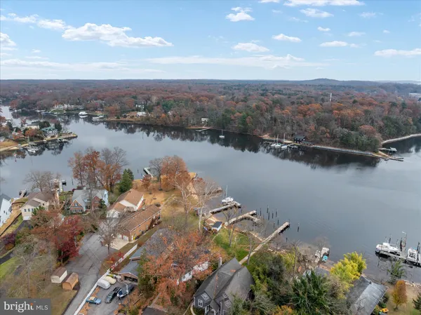 $1,590,000 | 394 North Drive, Severna Park, MD 21146