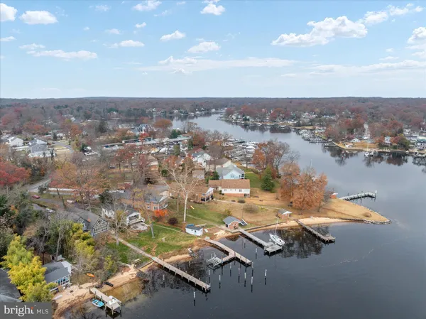 $1,590,000 | 394 North Drive, Severna Park, MD 21146