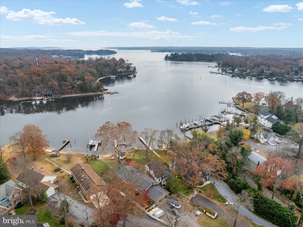 $1,590,000 | 394 North Drive, Severna Park, MD 21146