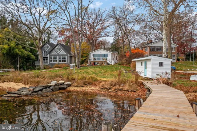 $1,675,000 | 394 North Drive, Severna Park, MD 21146