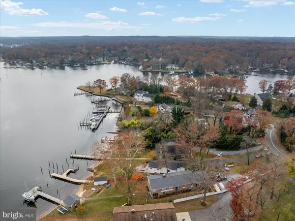 $1,590,000 | 394 North Drive, Severna Park, MD 21146