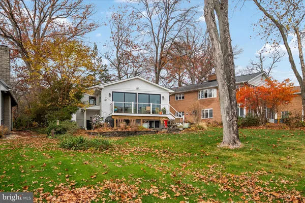 $1,590,000 | 394 North Drive, Severna Park, MD 21146