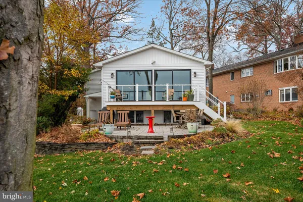 $1,590,000 | 394 North Drive, Severna Park, MD 21146