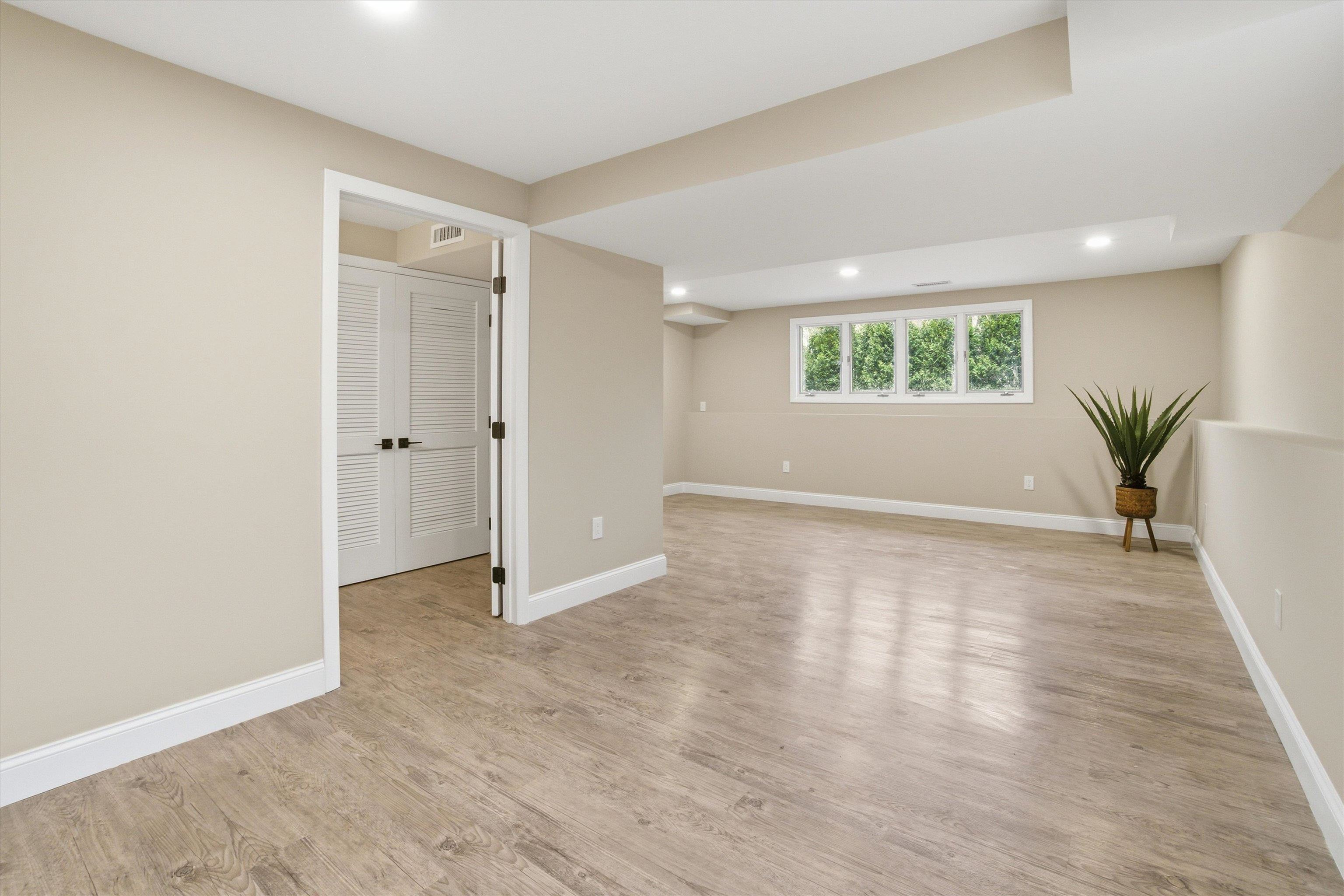 5 St James Terrace Rochester, NH 03867 - Photo 29 of 54