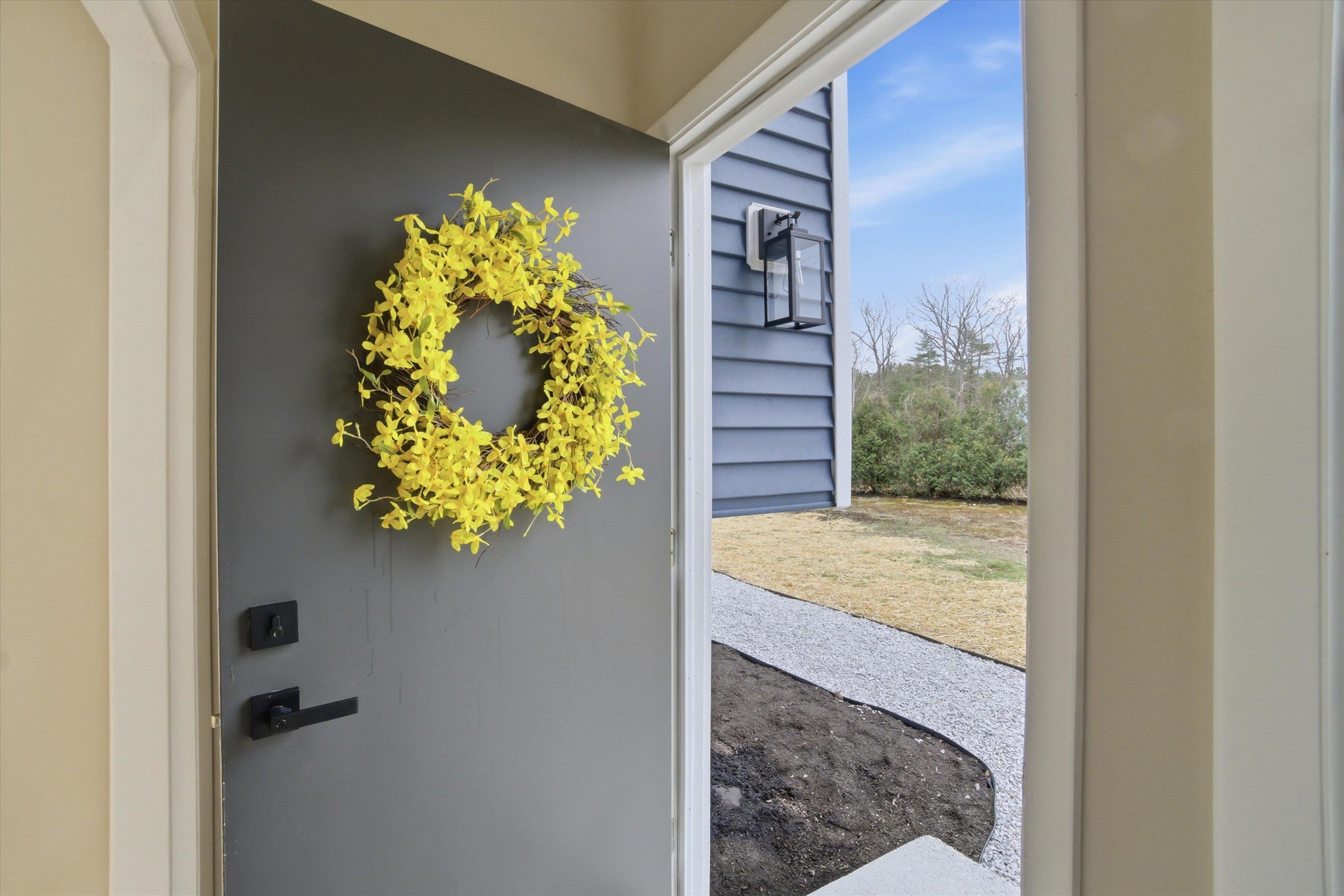5 St James Terrace Rochester, NH 03867 - Photo 6 of 54