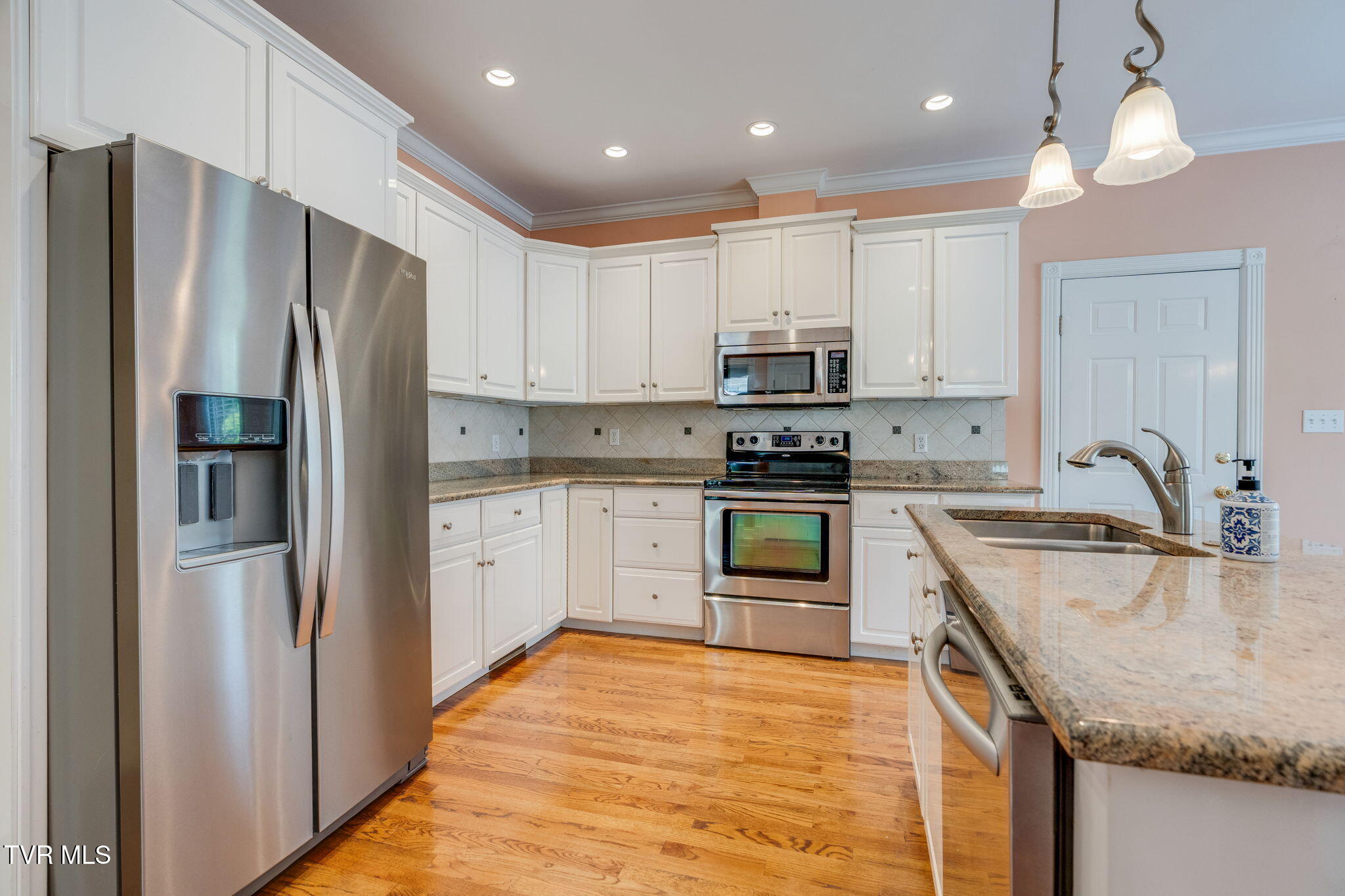 24 Pendleton Place Kingsport, TN 37664 - Photo 19 of 54 018