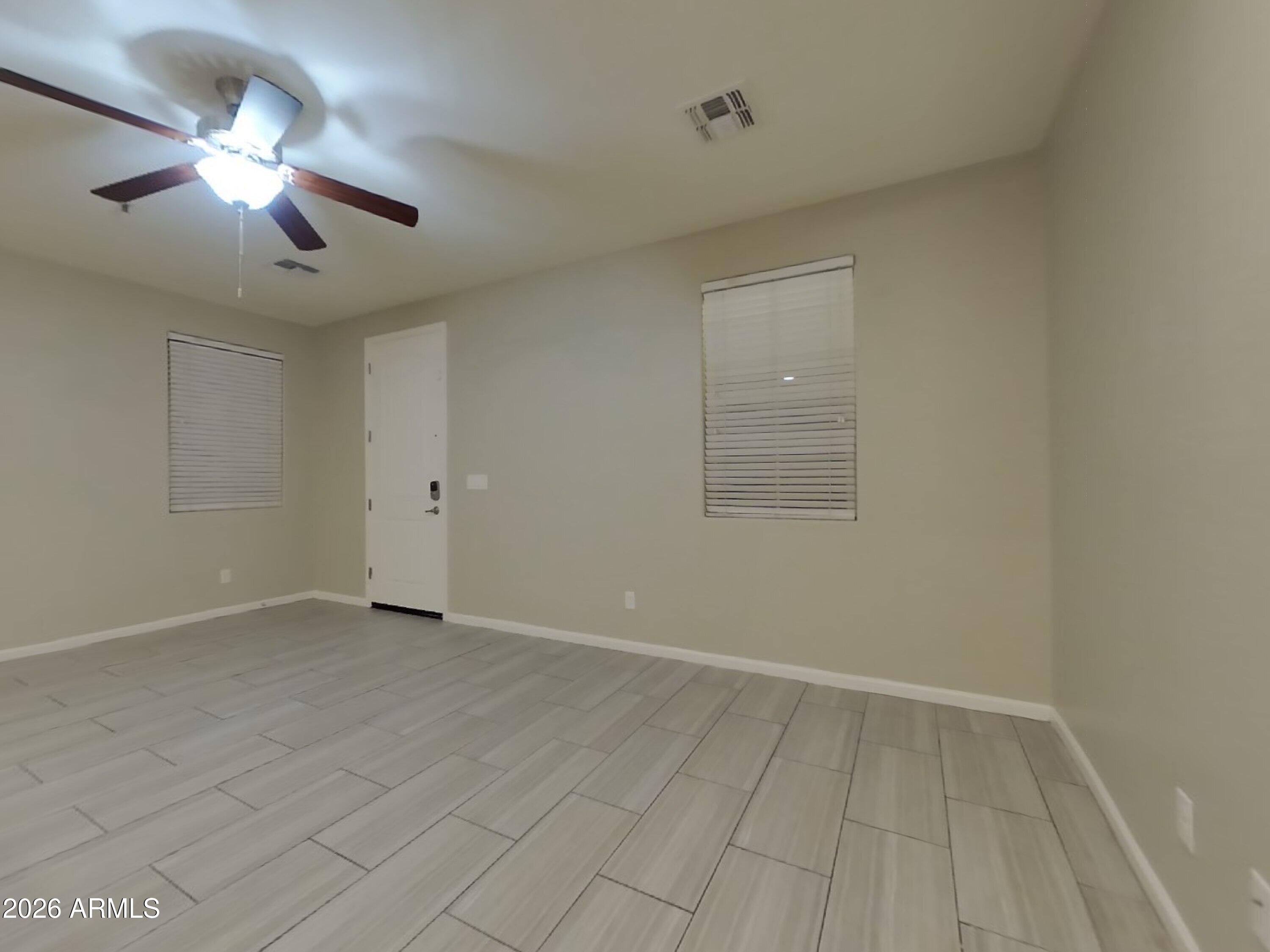 12573 West Via Dona Road Peoria, AZ 85383 - Photo 3 of 21