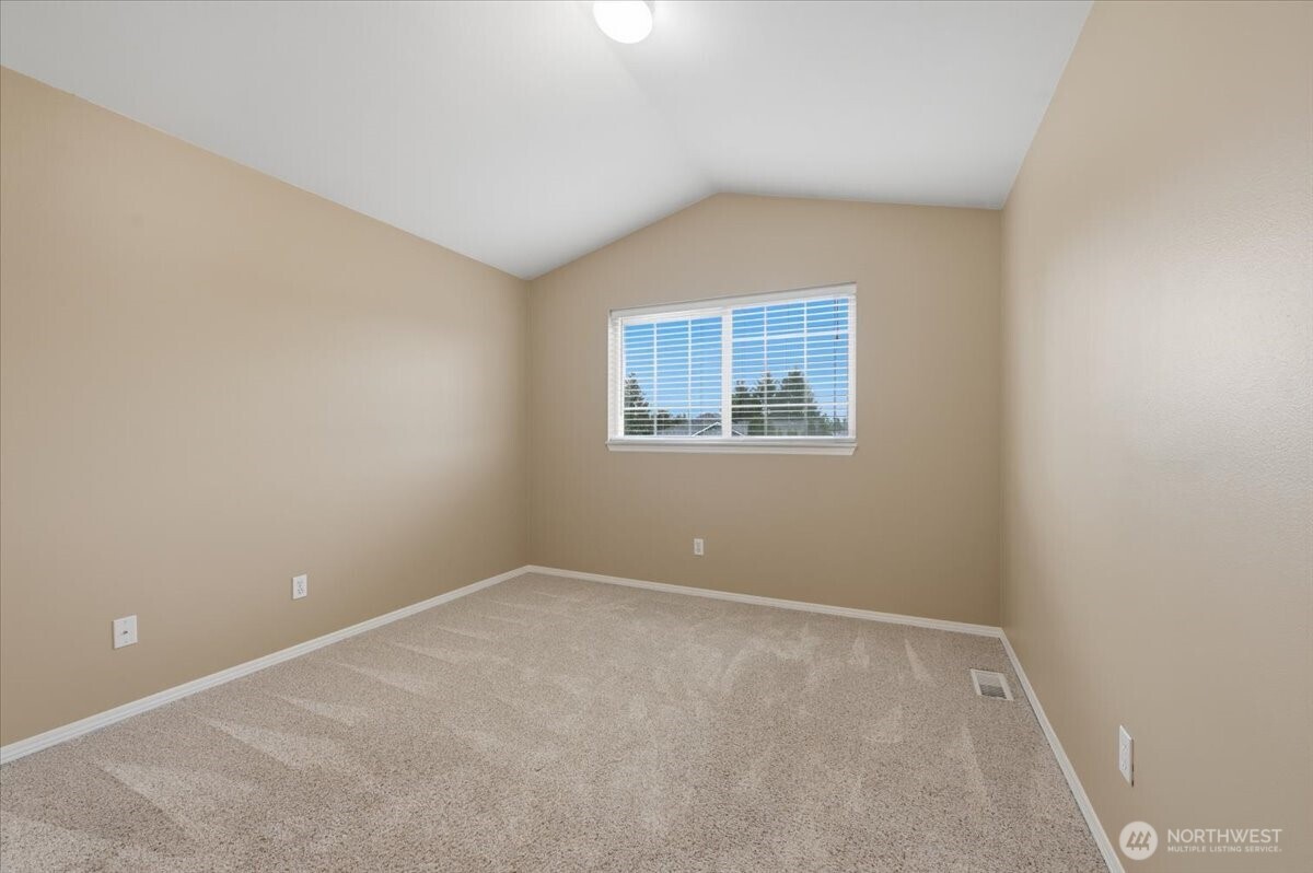 910 135th Street Southwest Everett, WA 98204 - Photo 27 of 33