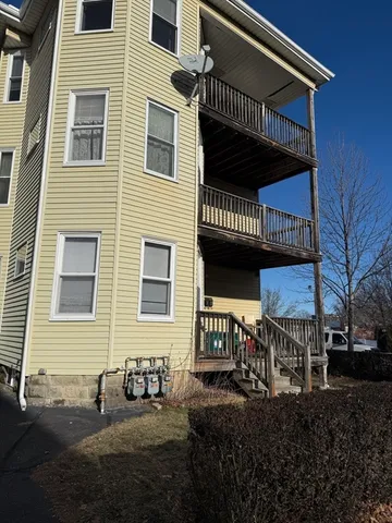 $2,450 | 97 Courtland Street, Unit 2, Worcester, MA 01602