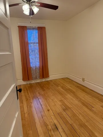 $2,600 | 97 Courtland Street, Unit 2, Worcester, MA 01602