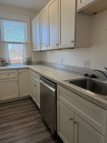 $2,450 | 97 Courtland Street, Unit 2, Worcester, MA 01602