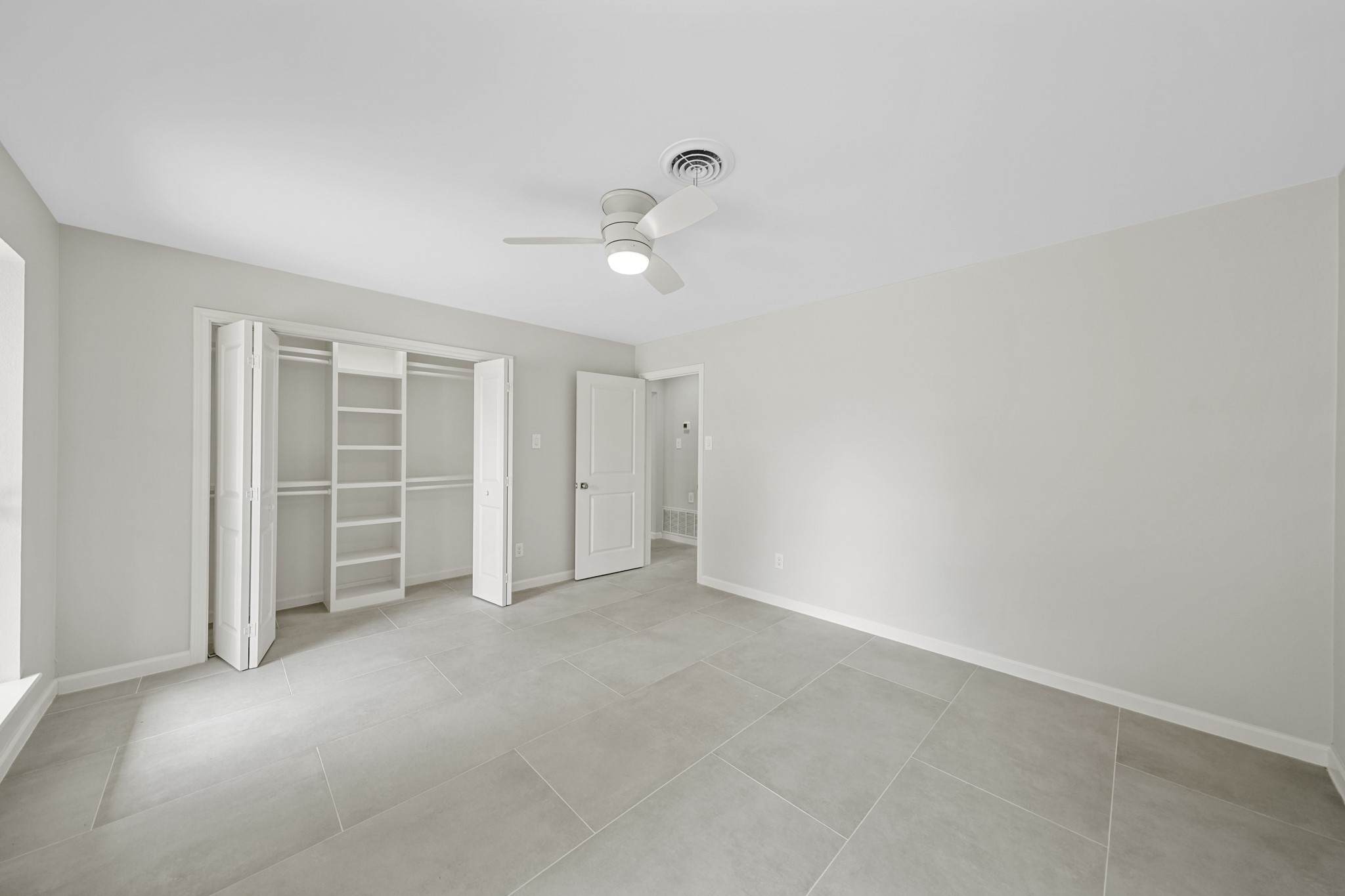 2261 Riverside Drive West Columbia, TX 77486 - Photo 30 of 44 View 2 of bedroom three also has double closet with built ins