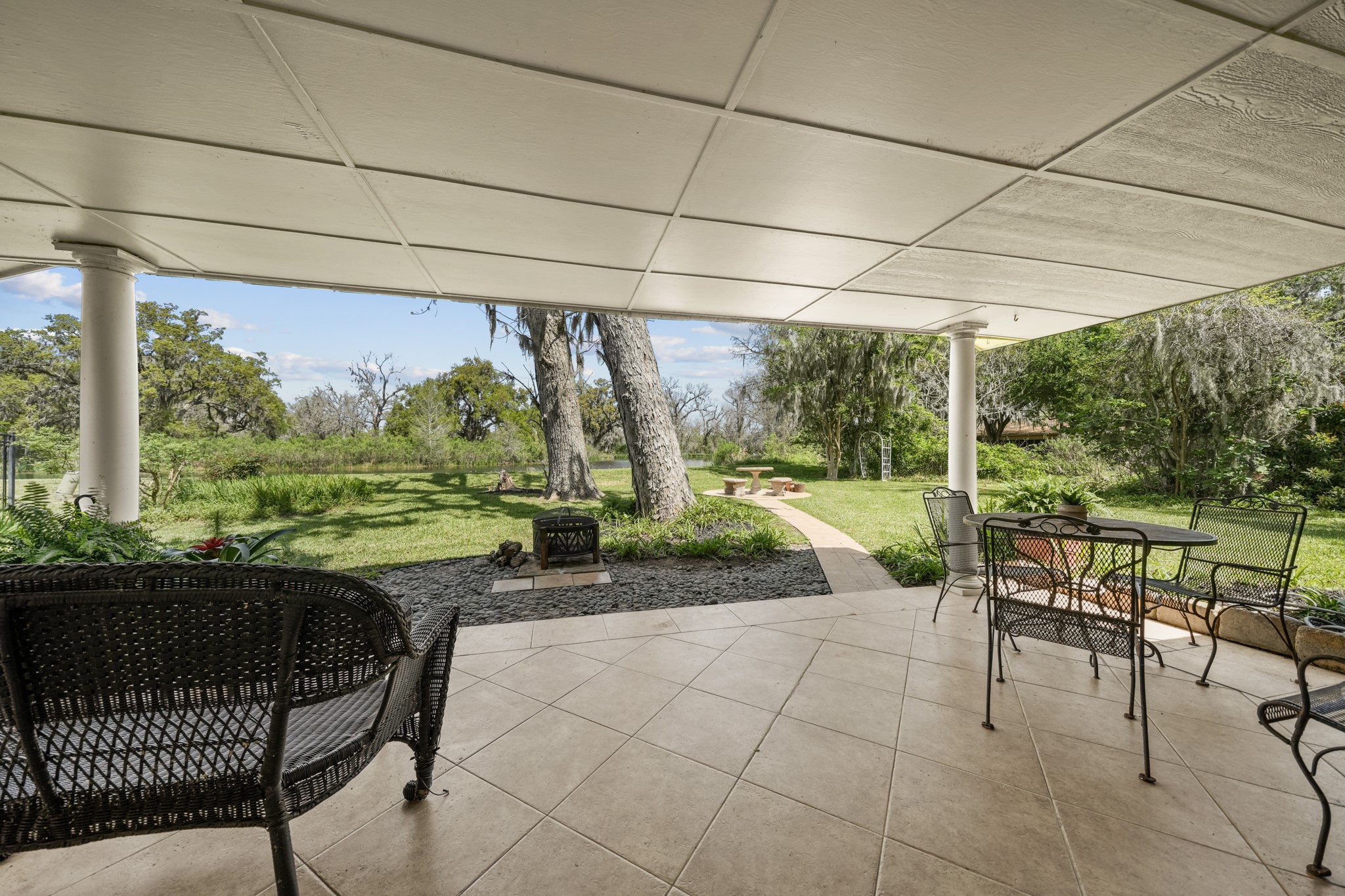 2261 Riverside Drive West Columbia, TX 77486 - Photo 32 of 44 This may just be where you start and end your days....outdoor living at it's finest!