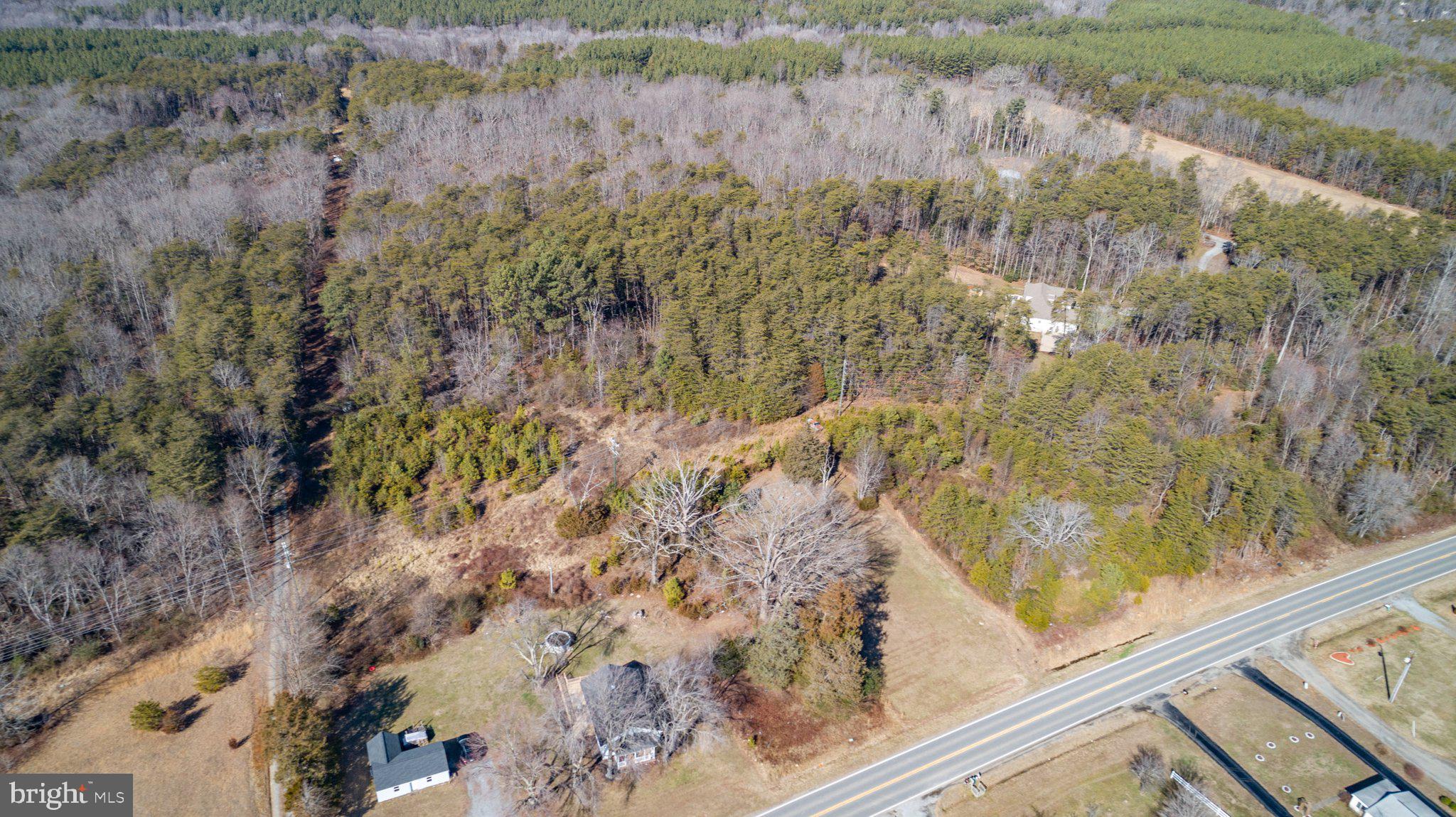 6220 Courthouse Road Spotsylvania, VA 22551 - Photo 3 of 15 Located 6 miles from Lake Anna State Park!